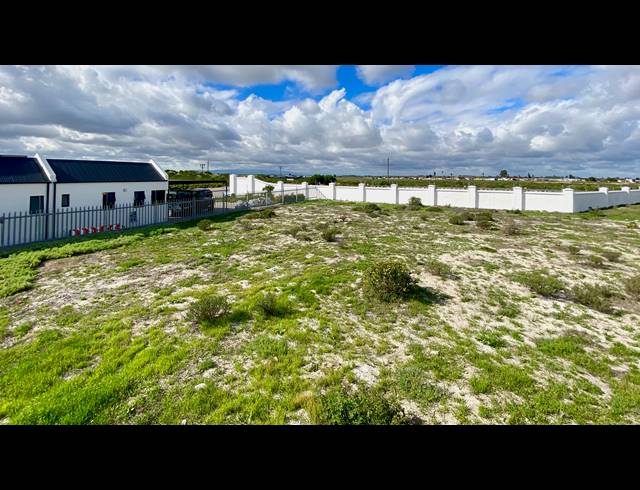 654M² VACANT LAND FOR SALE IN LAAIPLEK